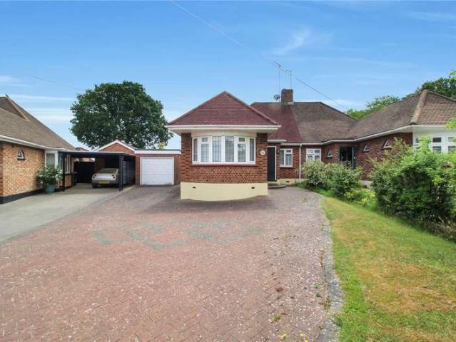 Bungalow for sale in Alton Barnes, Essex