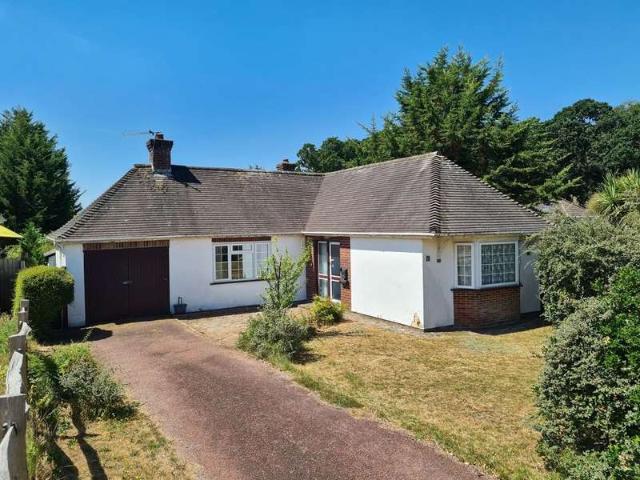 Bungalow for sale in Rownhams, Test Valley