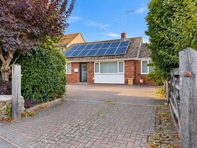 Bungalow for sale in Kingston Bagpuize, Vale of White Horse