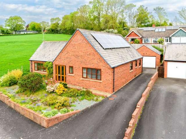 Bungalow for sale in Church Stoke, Wales