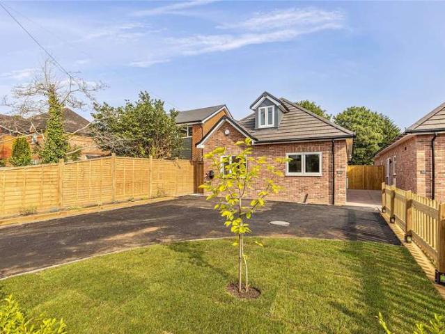 Bungalow for sale in Old Milton, Ashurst Bridge