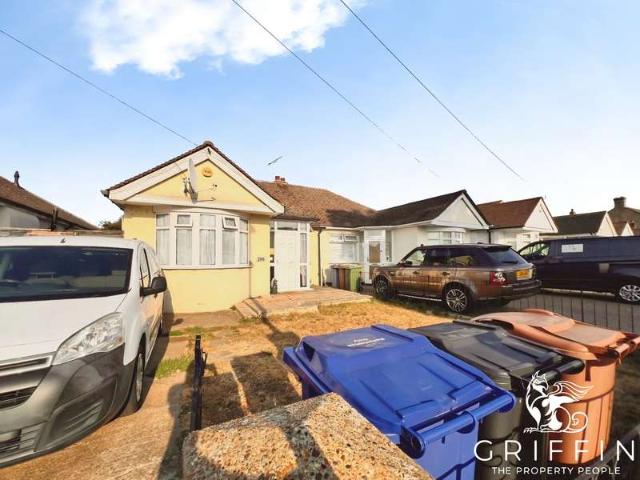 Bungalow for rent in Stifford Clays, Grays