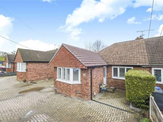 Bungalow for sale in Hermitage Woods, Woking