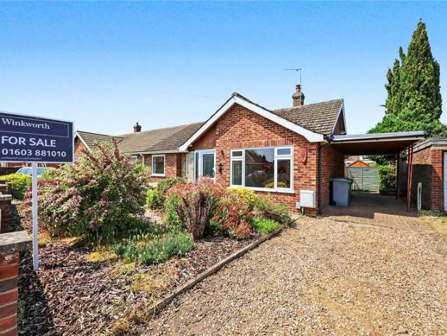 Bungalow for sale in Crostwick, Norfolk