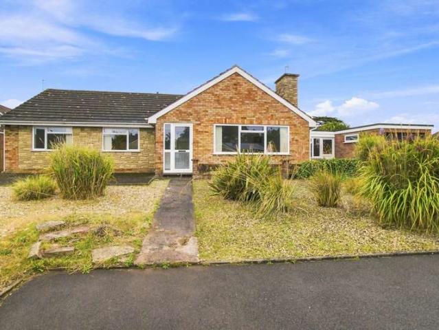 Bungalow for sale in Forthampton, Worcestershire