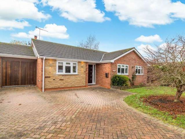 Bungalow for sale in Ripple, Forthampton