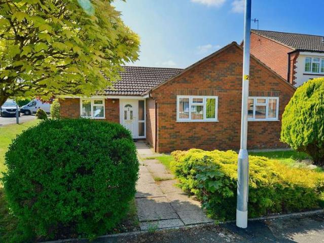 Bungalow for sale in Crookhill, Worcestershire