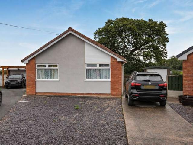 Bungalow for sale in Bodelwyddan
