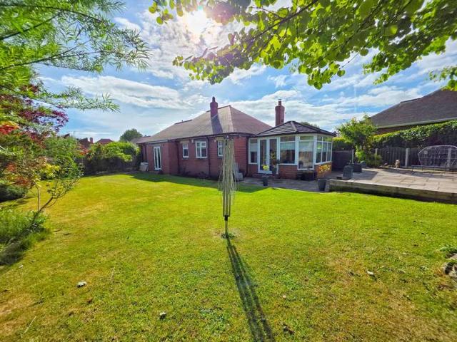 Bungalow for sale in Pogmoor, South Yorkshire