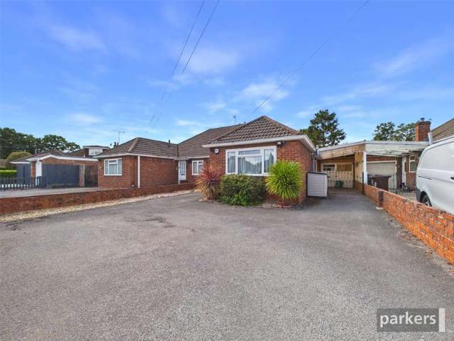 Bungalow for sale in Woodley