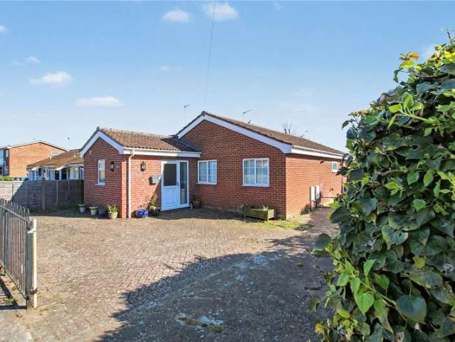 Bungalow for sale in Eastbridge, Suffolk
