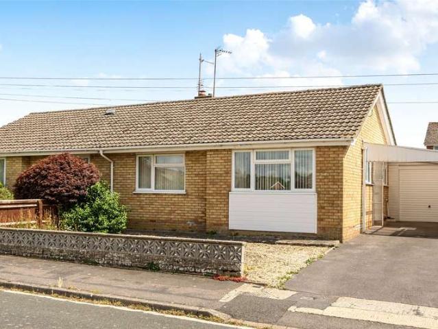 Bungalow for sale in Deer Park, Black Bourton