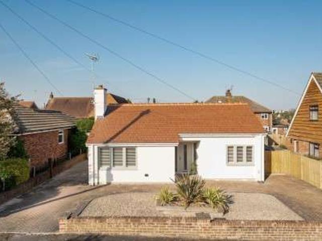 Bungalow for sale in Tadcaster, York and North Yorkshire