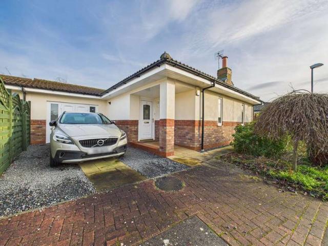 Bungalow for sale in Leven