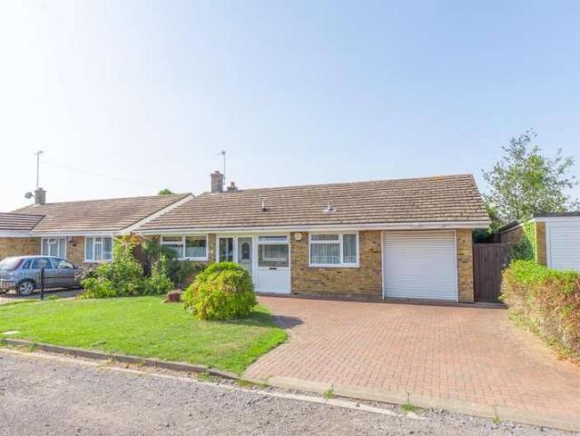 Bungalow for sale in Pitstone