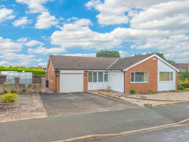 Bungalow for sale in Alderminster, Warwickshire