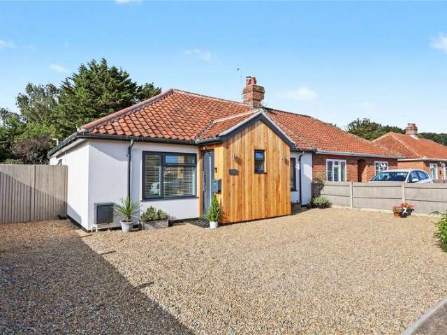 Bungalow for sale in Hellesdon, Broadland
