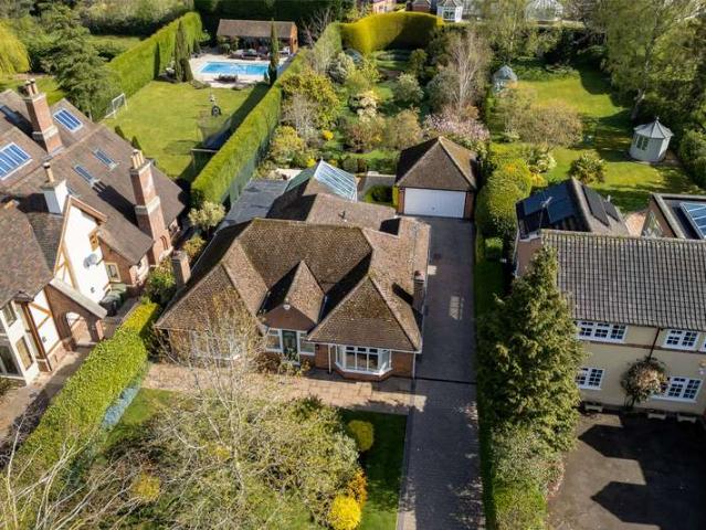 Bungalow for sale in Elmfield, Leicestershire