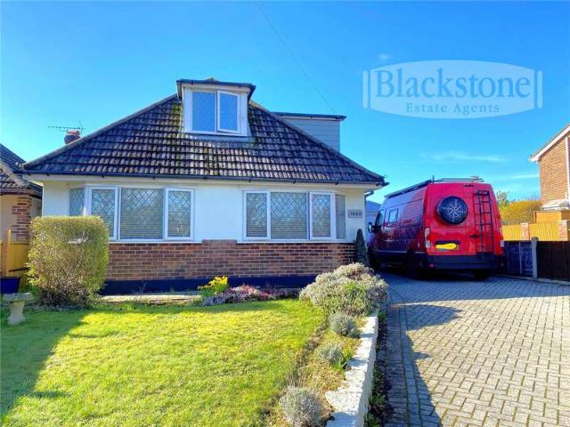 Bungalow for sale in Bear Cross
