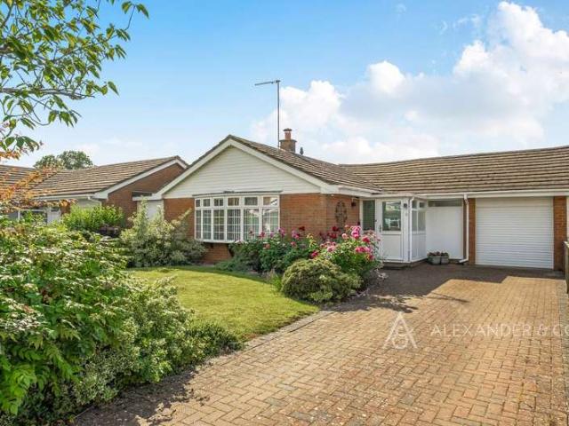 Bungalow for sale in Winslow, Buckinghamshire