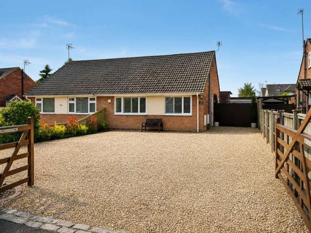 Bungalow for sale in Berrick Salome, Oxfordshire