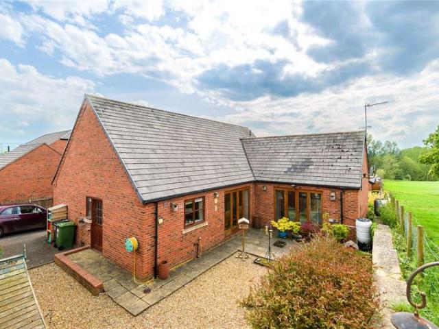 Bungalow for sale in Church Stoke, Wales