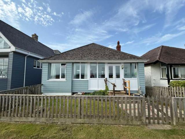 Bungalow for rent in Seaview, Isle Of Wight