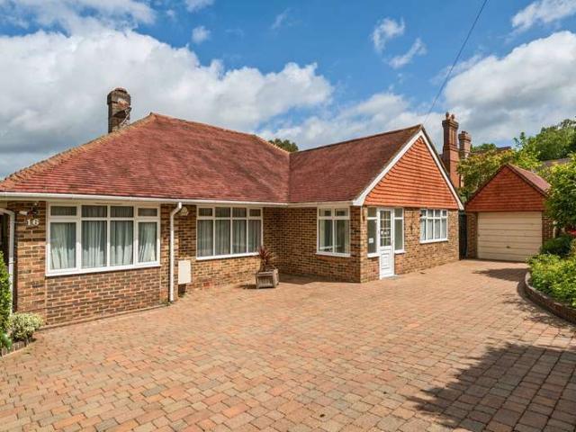 Bungalow for sale in Fole, Surrey