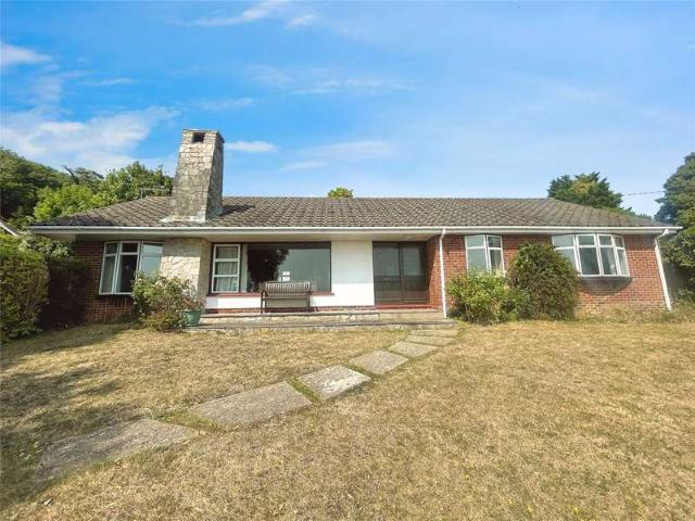 Bungalow for sale in St. Lawrence, Ventnor