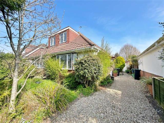 Bungalow for sale in Highcliffe