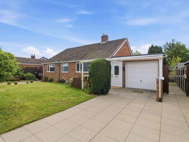 Bungalow for sale in Ripple, Forthampton