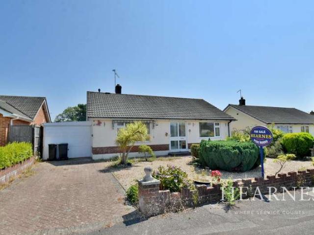 Bungalow for sale in Tricketts Cross, Ferndown