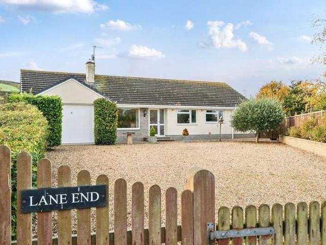 Bungalow for sale in Frogmore, South Hams