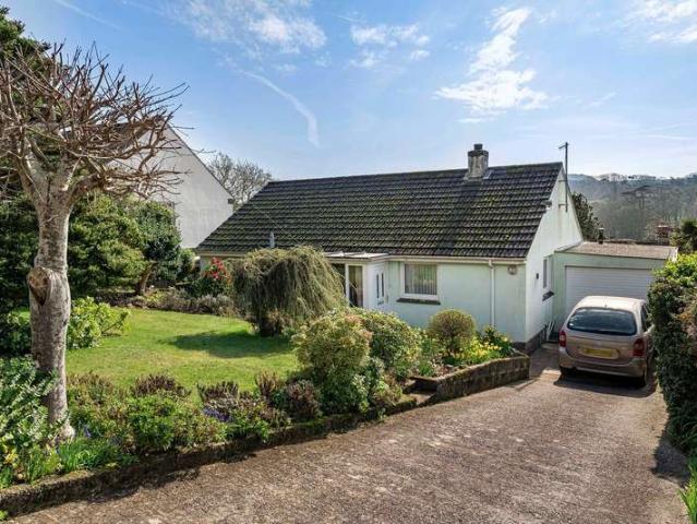 Bungalow for sale in Strode, Devon