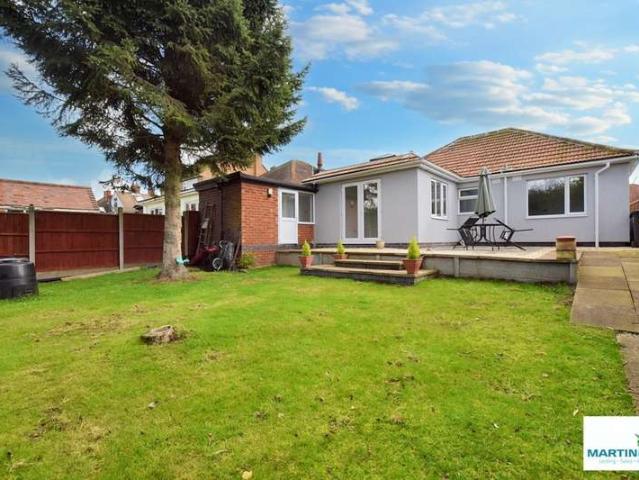 Bungalow for sale in Lash Hill, Barton