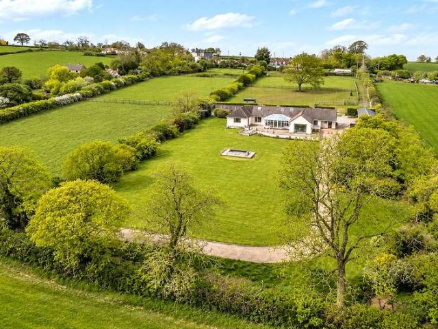 Bungalow for sale in Ashcott, Pedwell