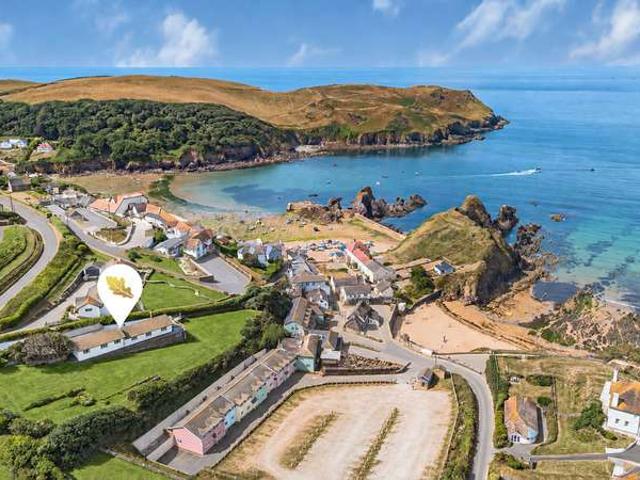 Bungalow for sale in Outer Hope, South Hams