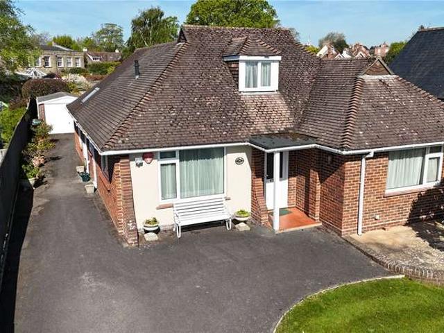 Bungalow for sale in Walhampton, Ashurst Bridge