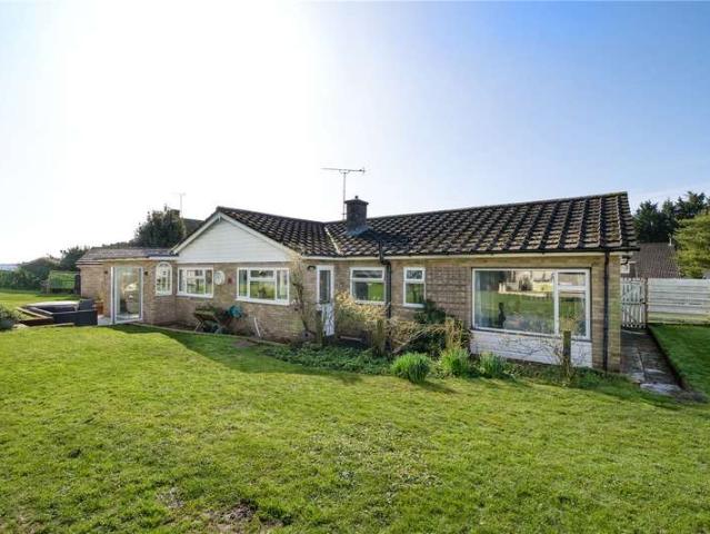 Bungalow for sale in Bridgefield, Kent