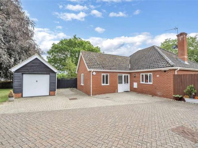 Bungalow for rent in Chedburgh, Suffolk