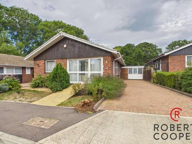 Bungalow for sale in Greater London
