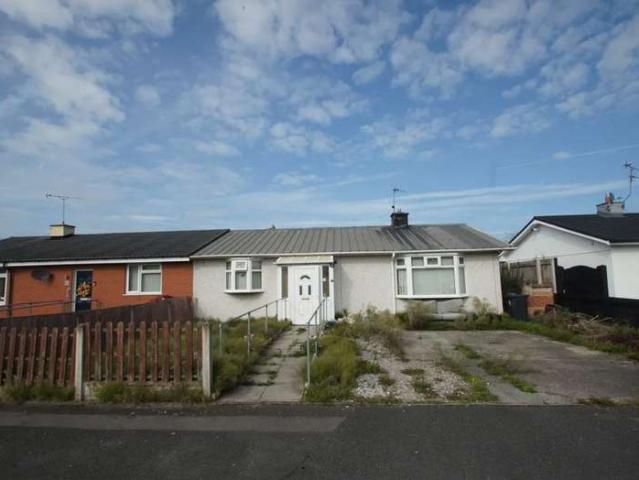 Bungalow for sale in Whitby, Ellesmere Port