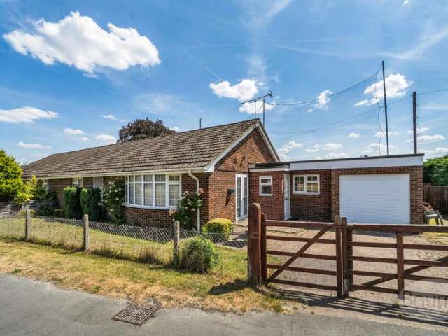 Bungalow for sale in Fole, Surrey
