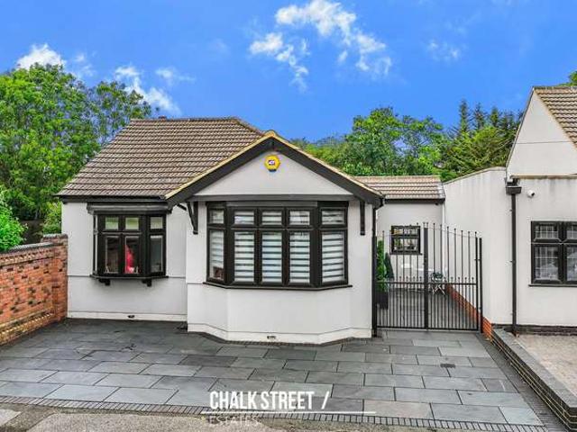 Bungalow for sale in Ardleigh Green, Greater London