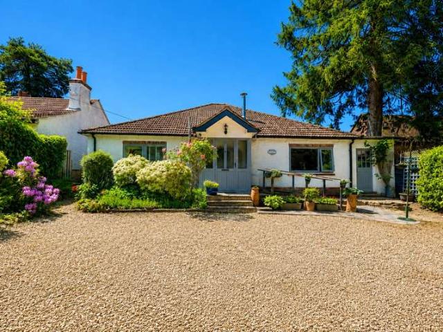 Bungalow for sale in Fole, Surrey