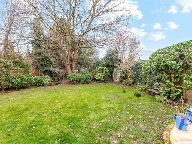 Bungalow for sale in Pilgrims' Hatch, Navestock Side