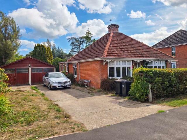 Bungalow for sale in Totton and Eling, Ashurst Bridge