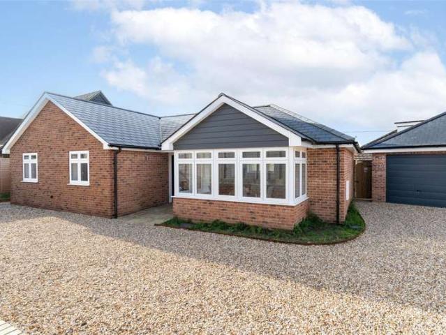 Bungalow for sale in Canford Bottom, Colehill