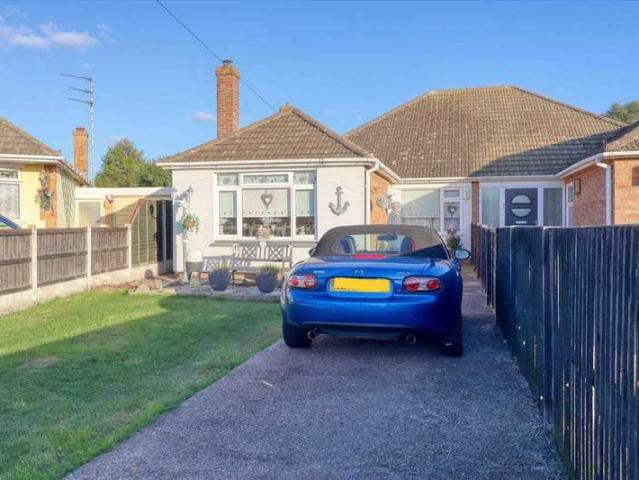 Bungalow for sale in Dale Hill, Essex
