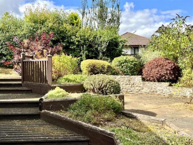 Bungalow for sale in Pitcairn, Glenrothes